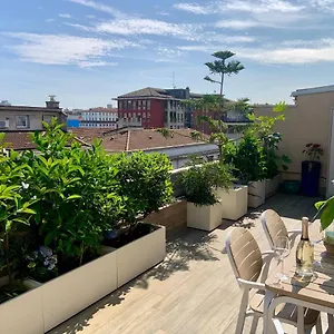 Con Terrazza In Zona Navigli - Tortona Appartamento