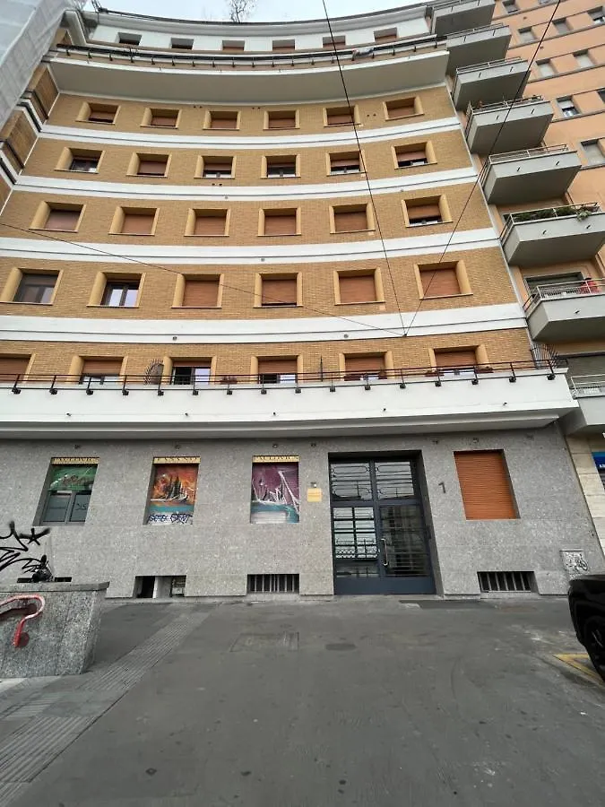 Citta Studi Apartment - Front Metro Lambrate Milan 0*,  Italy